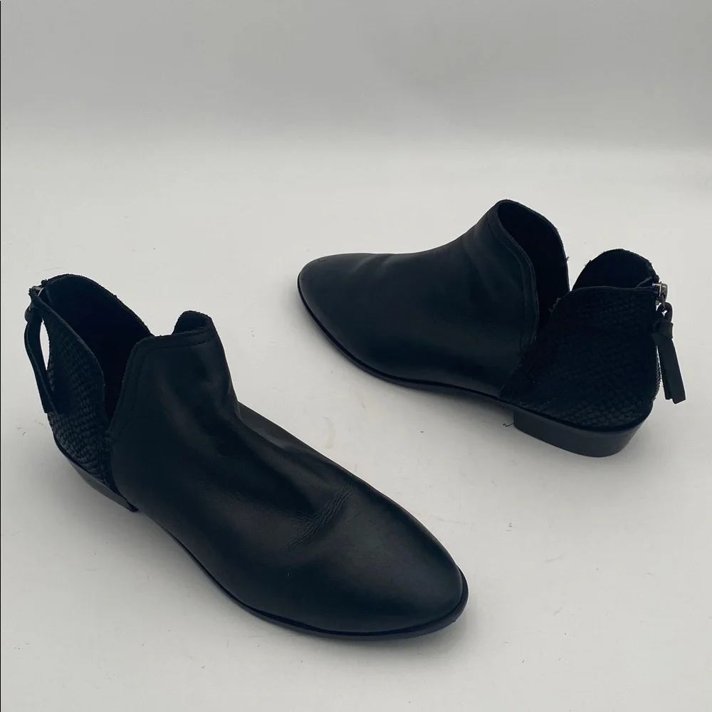 Kenneth Cole Reaction Black Leather and suede women 11.5M casual office retro